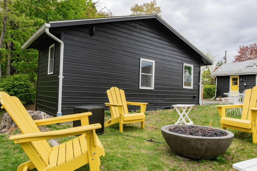 Campfire Cottage Fireplace, Fire Pit & No Chores! Kingston Exterior photo